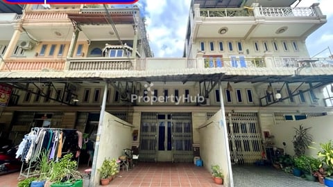 💥ផ្ទះល្វែង លក់បន្ទាន់ខ្លាំង! តម្លៃក្រោមទីផ្សារខ្លាំង! ម្តុំទួលសង្កែ (Code: F-00