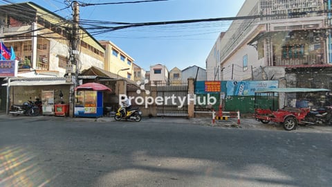 Best big land for sale at Depo market zone