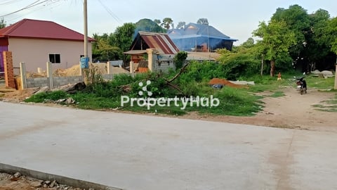 ដីលក់ប្រញាប់លុយ at Kampong Chhnang