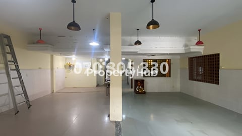 ហាងសំរាប់ជួលទួលទំពូង/Shop for rent Toul Tumpung