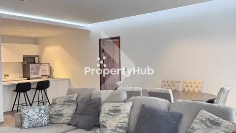 2-BR Condo for Rent at Urban Loft