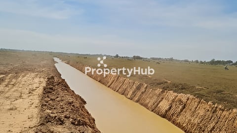 ដីលក់នៅភូមិថ្នាញ សង្កាត់បាទី ក្រុងបាវិត ខេត្តស្វាយរៀង Land for sales Phum Thnanh, SK Bati, Bavet