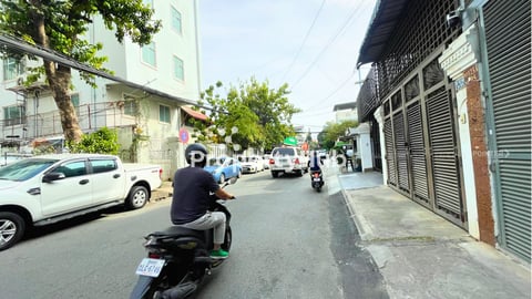 ដីជួលនៅបឹងត្របែក