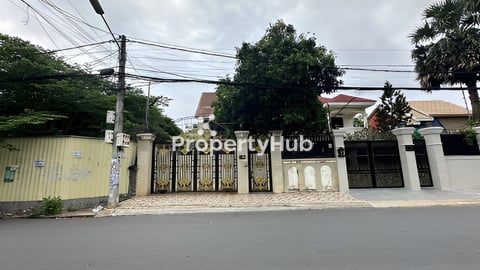 វីឡាលក់នៅ👉ទួលគោក