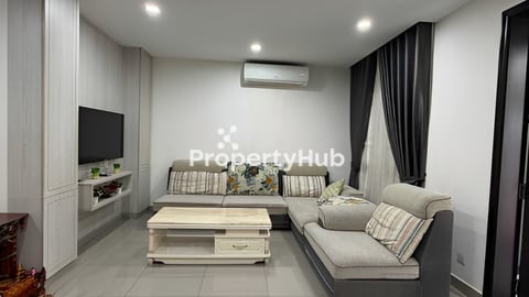 🏡វីឡាភ្លោះសម្រាប់លក់ នៅក្នុងបុរីជីបម៉ុងលែនម៉ាក271