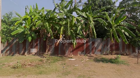 ដីលក់ ទំហំ ៩ម៉ែត្រ គុណ ២៥ម៉ែត្រ មានប្លង់រឹង ប្រព័ន្ធលូ ទឹក ភ្លើងដល់