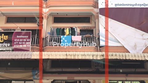 ផ្ទះលក់បន្ទាន់លុយខ្លាំង កណ្តាលក្រុង ម្ចាស់ផ្ទាល់ ចរចារ