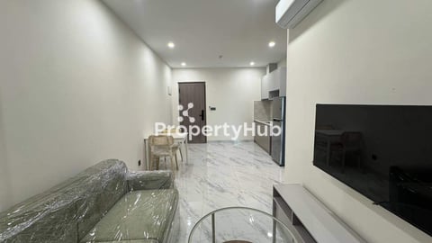 1BR Condo for rent at Crown Towers