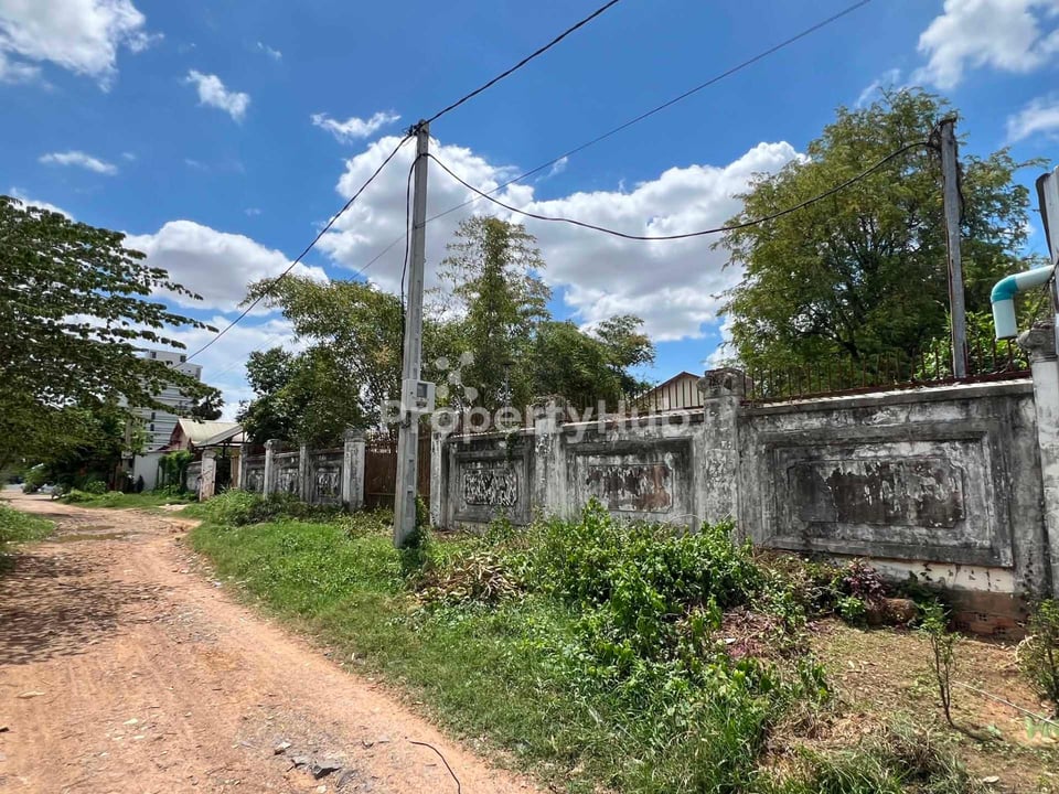 រូបភាពអចលនទ្រព្យទី 4