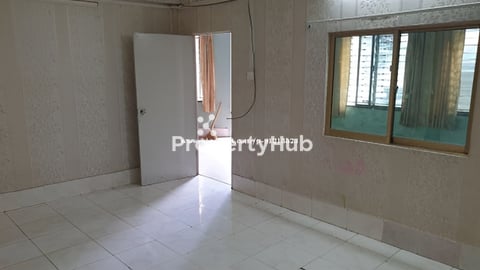 ផ្ទះជួល ឬលក់ នៅជិតសាលាបាក់ទូក ផ្សារអូរឬស្សី ជាន់ទី៣ ខ្យល់អាកាសល្អ ទីតាំងល្អ​!