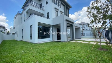 I 🏡 QueenVilla | 📍Borey Chip Mong Land 60M – For Rent