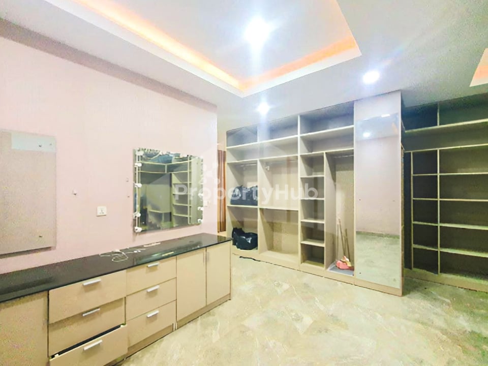 រូបភាពអចលនទ្រព្យទី 2