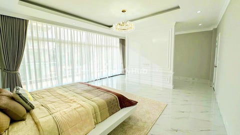 Corner Villa for Rent Orkide National Road 6A