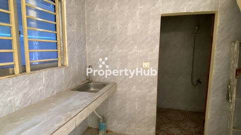 ផ្ទះប្រកបអាជីវកម្មលក់