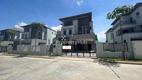 7 Bedroom  Villa For RENT in Borey Chipmong 60m #AEON3