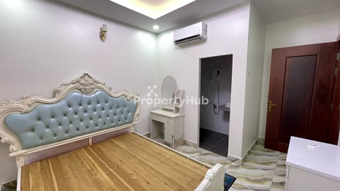 House for rent on main road