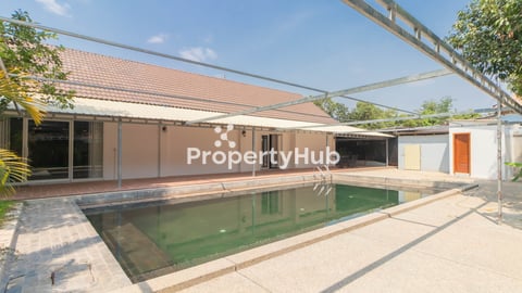 Villa with Pool for Rent in Siem Reap, Sala Kamraeuk area