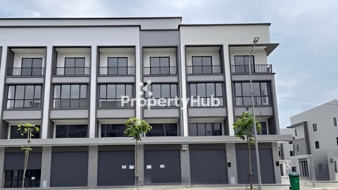 លក់ខាតដេីម​ ជិបម៉ុង​50ម៉ែត្រ​ ព្រៃស​ ផ្ទះមុខផ្សារ​ជិបម៉ុង​