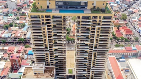 3 BEDS SKYVILLA , STADIUM VIEW 