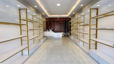 ផ្ទះអាជីវកម្មនៅលើផ្លូវធំ(ផ្លូវព្រៃសរ) ទល់មុខសាលាប៊ែលធី ត្រូវការដាក់លក់ និងជួល បន