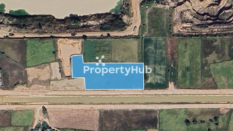 Expansive 5649 sqm Land Near Future Airport Hub