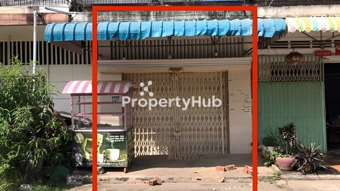 ផ្ទះល្វែង ត្រូវការលក់បន្ទាន់ ទីតាំងជិតផ្សារលើ