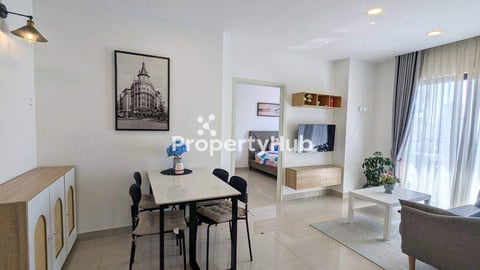2BR Condo for rent at Park Land Condo TK