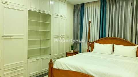 2 Bedrooms near BKk market