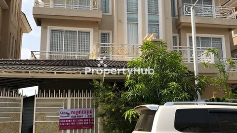 ផ្ទះវិឡាភ្លោះ សម្រាប់ជួល