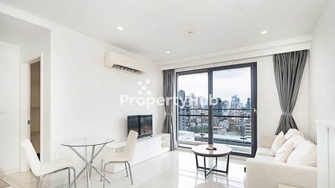 High floor 1 Bedroom Apartment for rent in the heart of BKK1