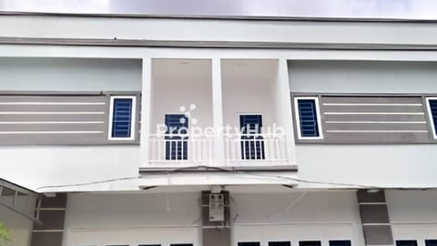 ផ្ទះល្វែង