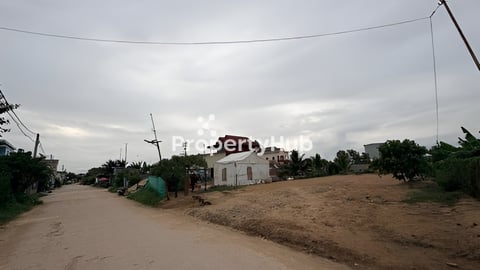 ដីលក់បន្ទាន់នៅតាខ្មៅកំពង់សំណាញ់ដីខ្ញុំផ្ទាល់ក្រោយផ្លូវផ្ទះសម្ដេច