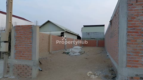 ដីឡូតិ៍លក់បន្ទាន់