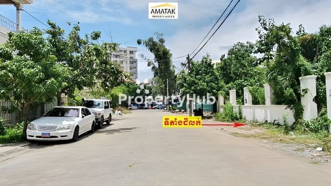 ដីលក់នៅទួលគោកជិតសាលាឥន្ទ្រទេវី