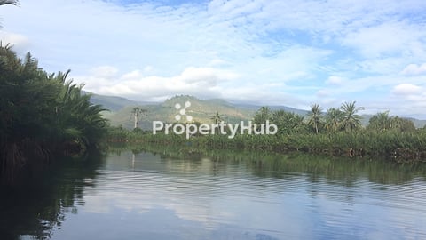 ដីលក់ជាប់ទឹក