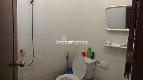 បន្ទប់ជួល​ (ទល់មុខផ្សារលេីសៀមរាប)