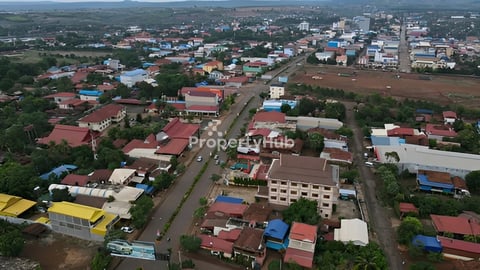 ផ្ទះលក់១០ម៉ែត្រx២០ម៉ែត្រ១៥ម៉ឺន$ចរចារ