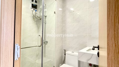 Condo near nanhai dolphin