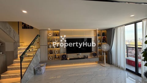 2-BR Condo for rent at L Tower 271