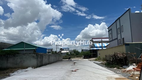 ដីលក់ 513ការ៉េ នៅក្រាំងថ្នុង