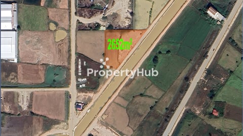 ដីលក់ ជាប់ប្រឡាយ