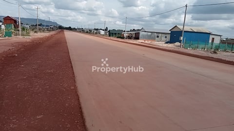 ដីលក់​ 10 x 30m  ជាប់ផ្លូវបេតុង៣០ម