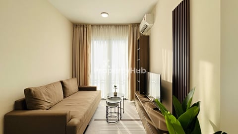 Modern 1-Bedroom Condo for Rent | Urban Village Phase 2