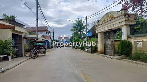 ដីលក់លើផ្លូវវត្តបូព៌-ក្រុងសៀមរាប