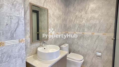 Condo លក់ក្រោមទីផ្សារ