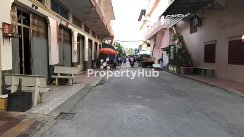 ផ្ទះល្វែងលក់ ឬ ជួល