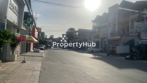 Shophouse for Sale on Street 488