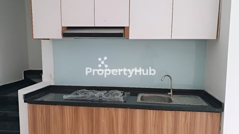 ផ្ទះបុរីថ្មីនៅក្រុងអរិយក្សត្រ