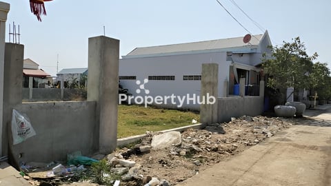 ដីសម្រាប់ជួល សម្រាប់ធ្វើឃ្លាំង​ នឹងអាជីវកម្ម ស្ថិតនៅខណ្ឌ កំបូល