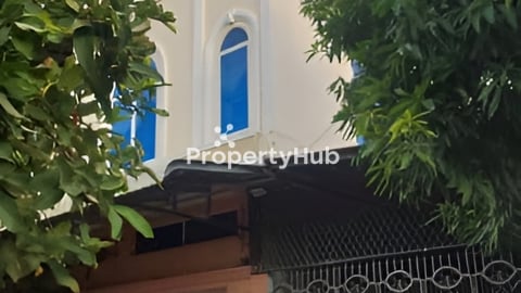 ផ្ទះលក់ក្រោមតម្លៃទីផ្សារ(អាចរស់នៅនិងឃ្លាំងស្តុកទំនិញ)